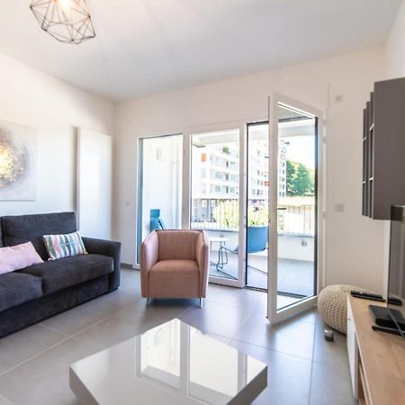 Apartment Close To The Old Town And The Lake Annecy Bagian luar foto